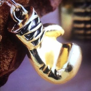 🥊 Boxing Glove Charm